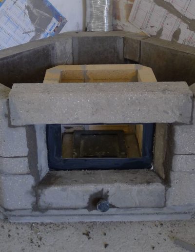 poele constitue bloc beton refractaire moules