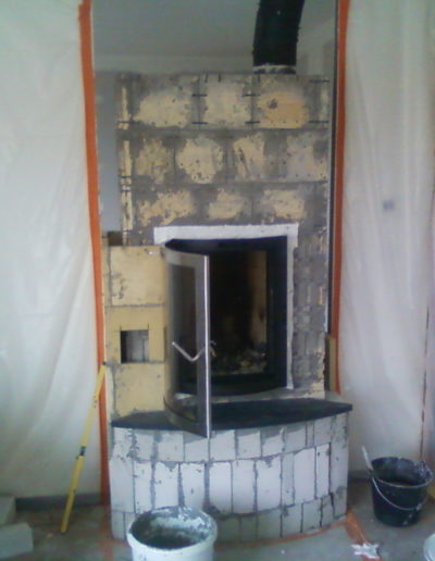 fixation porte event air facade
