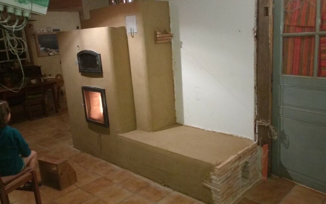 Chantier poêle de masse à Fougeré