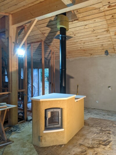 Chantier poêle de masse à Saint-Georges-d’Oléron