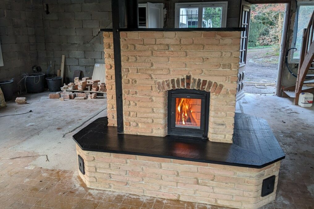 Chantier poêle de masse à Montendre